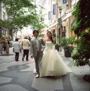 「瀬戸の都・高松市民結婚式」　高松丸亀町商店街で市長立会いの結婚式を挙行